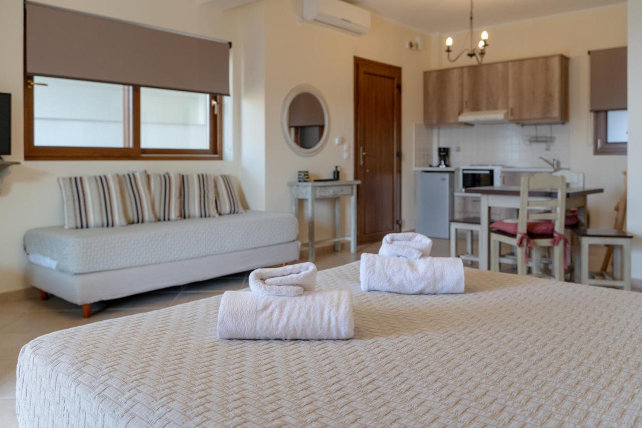 Αlissachne Suites Limniónas Buitenkant foto