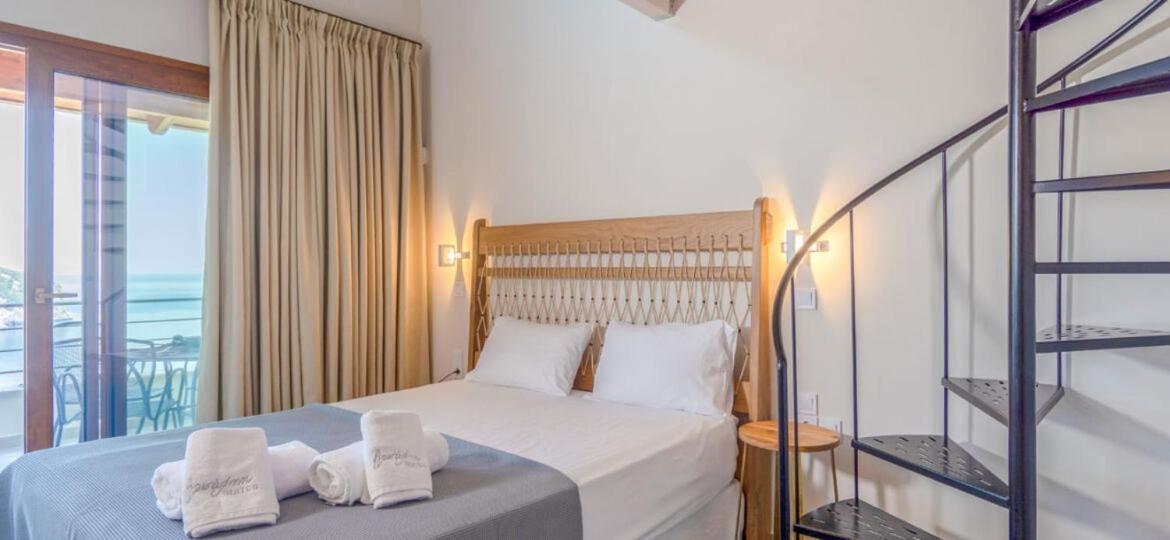 Αlissachne Suites Limniónas Buitenkant foto